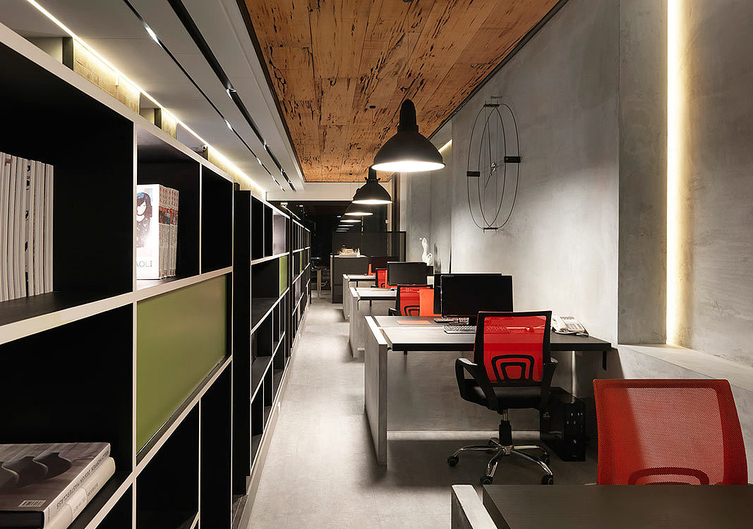 鄭州現代工業風設計公司辦公室裝修設計圖